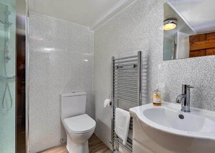 Finest Retreats - Duck Down Holiday home Whitby