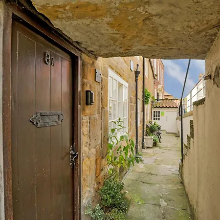 Finest Retreats - Duck Down Whitby